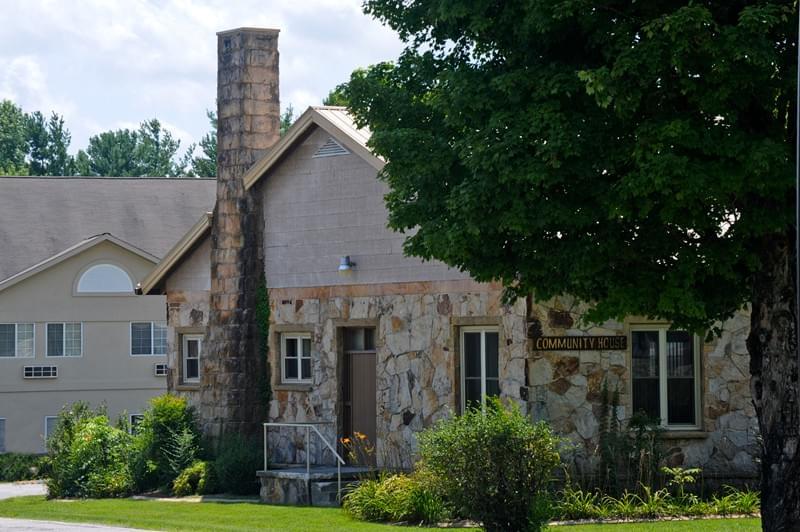 Uplands Village Senior Living Community Assisted Living, Nursing Home, Independent Living